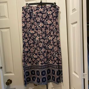 Talbots maxi skirt. Navy, red and white.